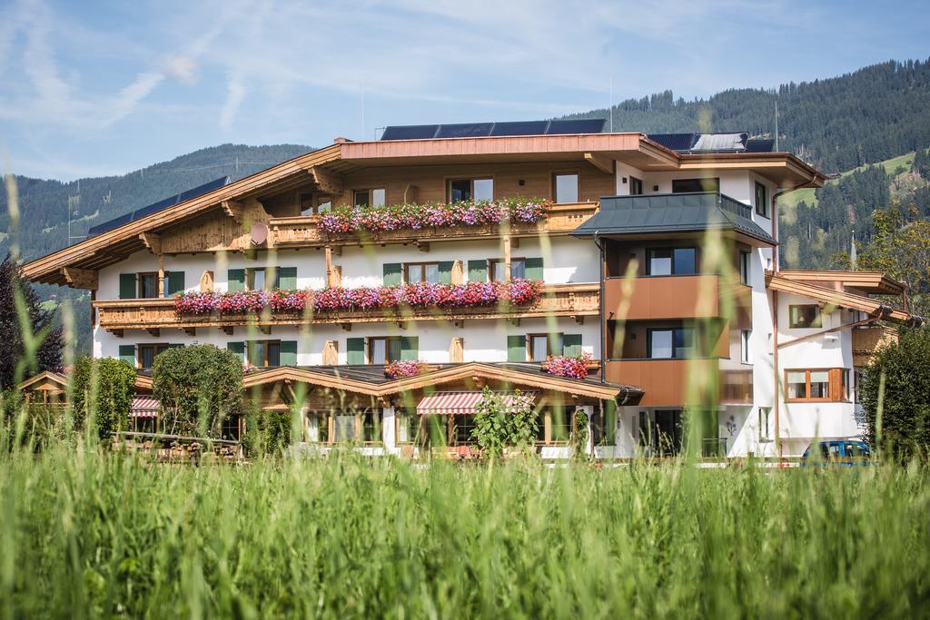 Fruehstueckspension Tannenhof Kirchberg in Tirol Eksteriør billede